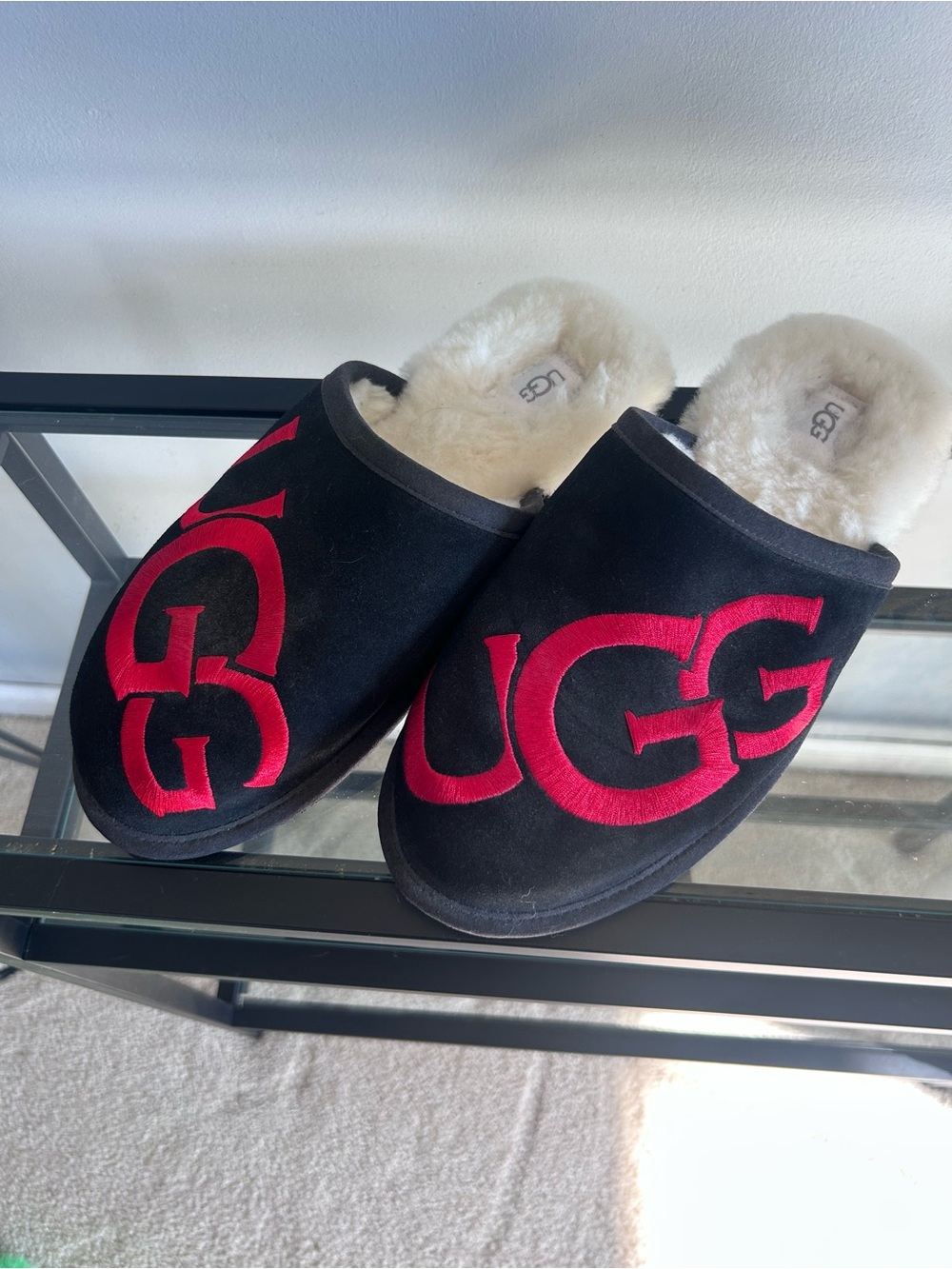 UGG Men’s Black Slippers with Red Logo Embroidery